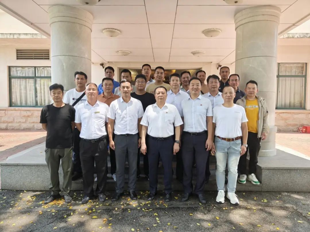 175688467268b7eec0de318.jpg 175688467268b7eec0de318.jpg